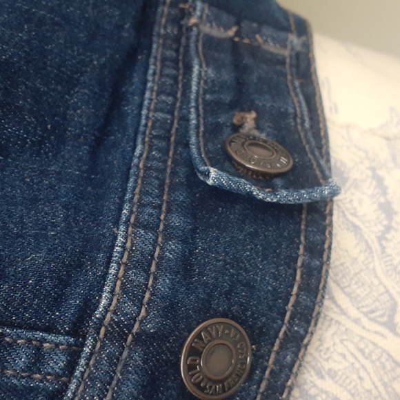 Old Navy classic Denim Jacket In Dark WORN Wash Sz M - Picture 6 of 9